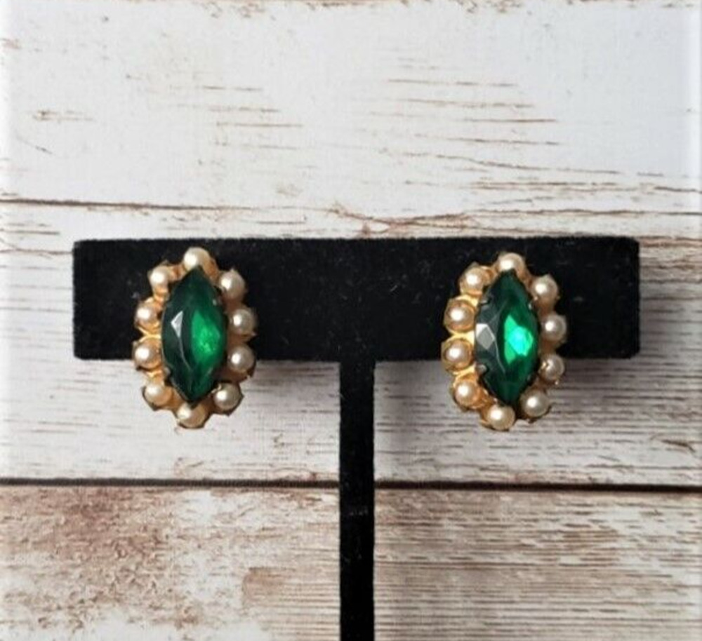 Vintage Screw On Earrings - Green Gem with Faux Pearl Halo